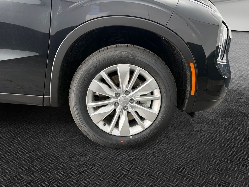 2026 Mitsubishi Outlander ES