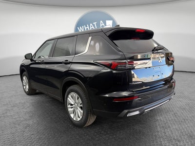 2026 Mitsubishi Outlander ES