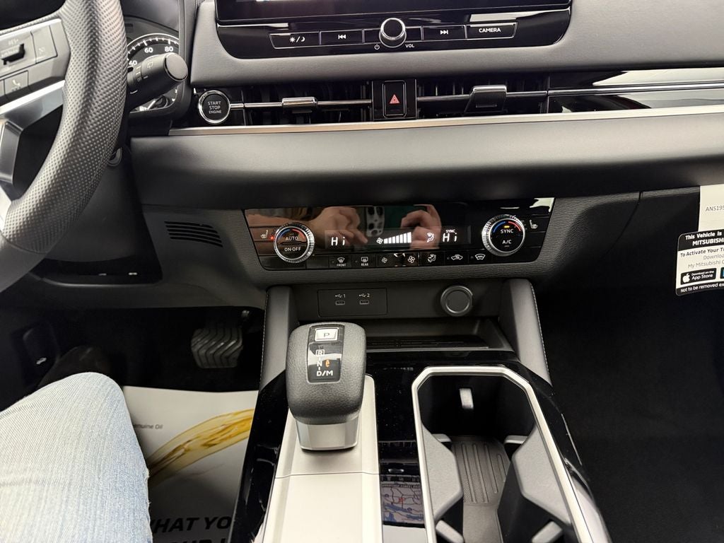 2026 Mitsubishi Outlander ES