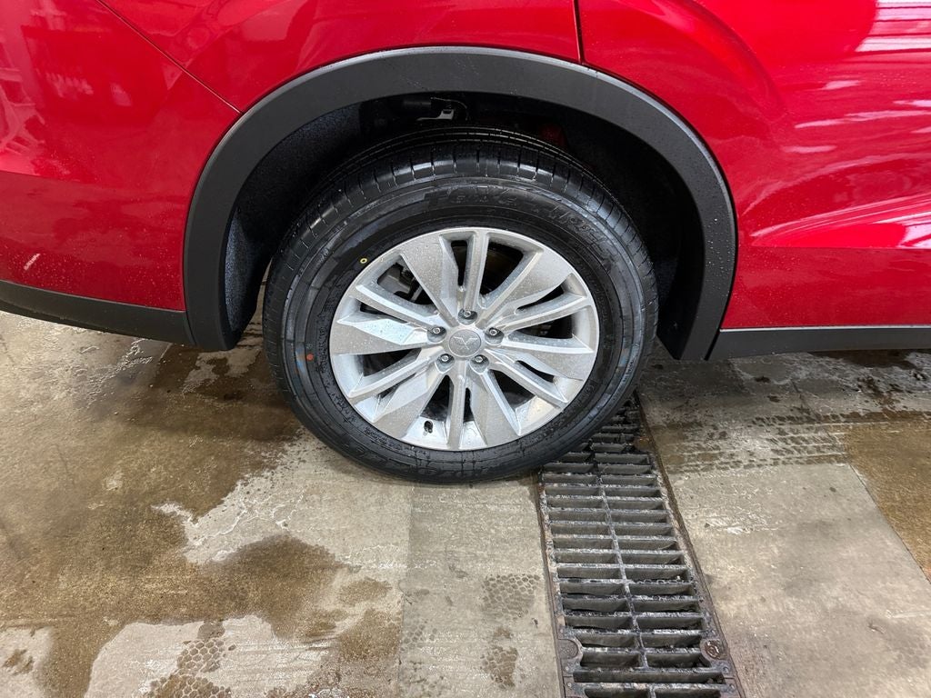 2026 Mitsubishi Outlander ES