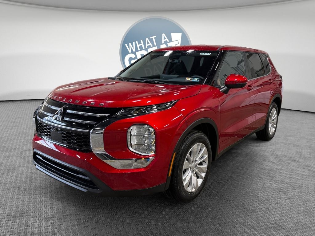 2026 Mitsubishi Outlander ES