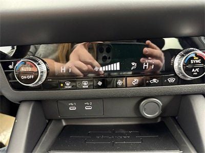 2026 Mitsubishi Outlander ES