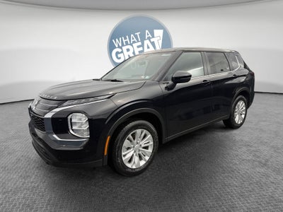 2026 Mitsubishi Outlander ES