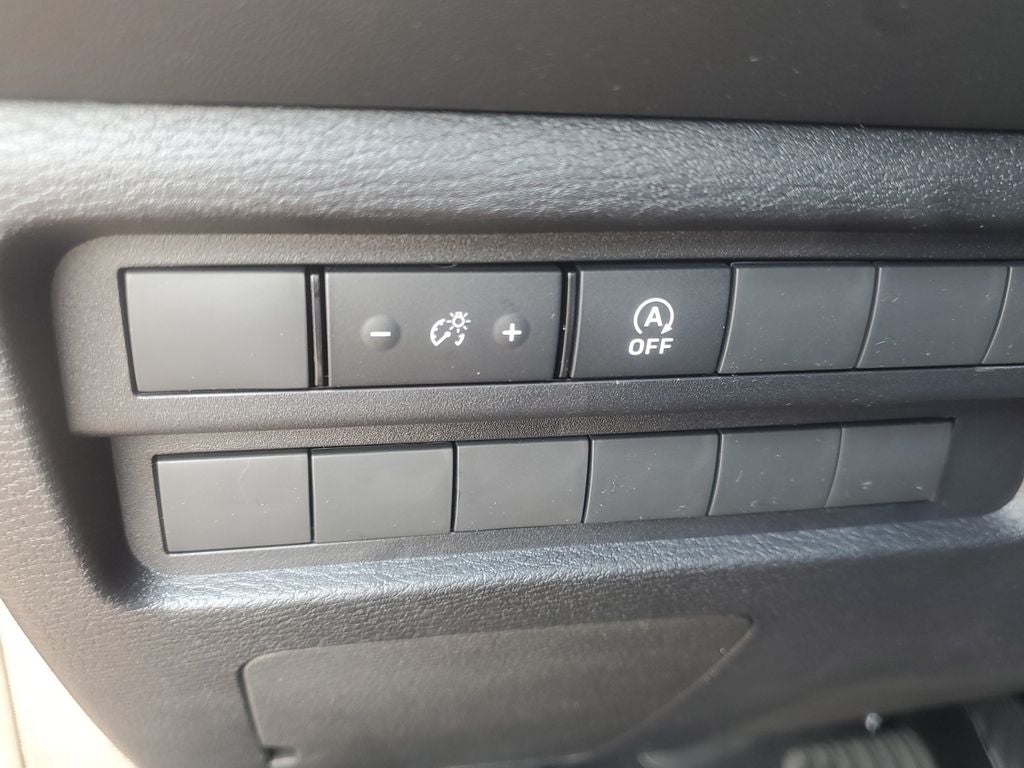 2026 Mitsubishi Outlander ES