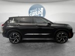 2024 Mitsubishi Outlander Base
