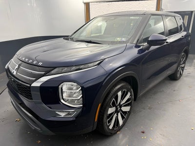 2025 Mitsubishi Outlander SE