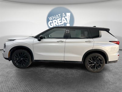 2023 Mitsubishi Outlander SEL Black Edition