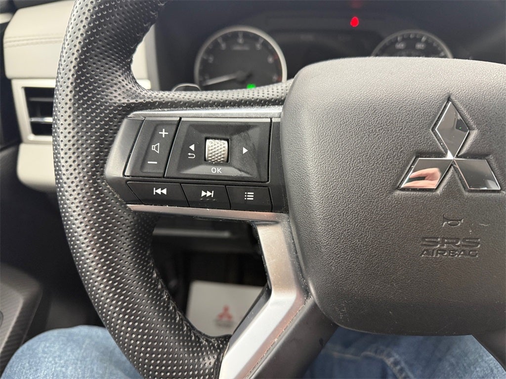 2022 Mitsubishi Outlander SEL