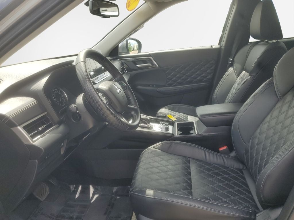 2022 Mitsubishi Outlander SEL