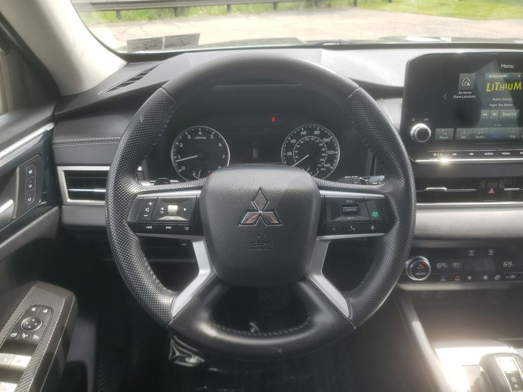 2022 Mitsubishi Outlander SEL