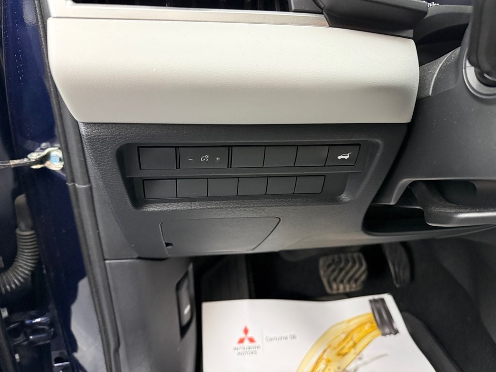 2023 Mitsubishi Outlander SEL