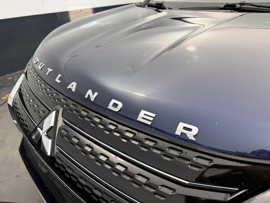 2023 Mitsubishi Outlander SEL