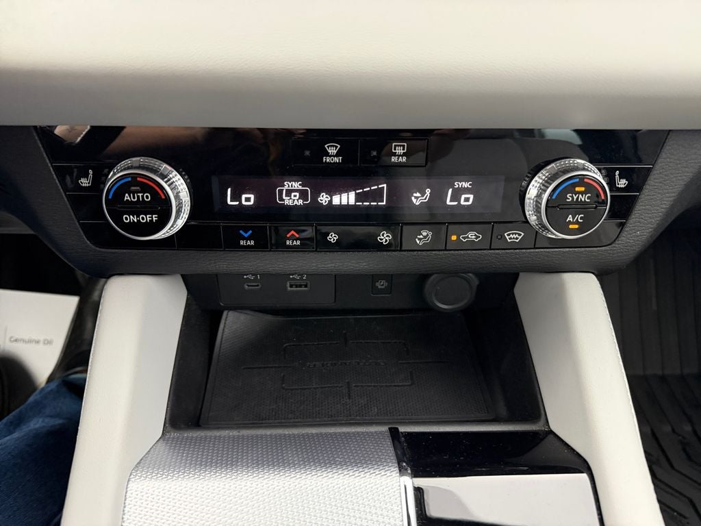 2023 Mitsubishi Outlander SEL