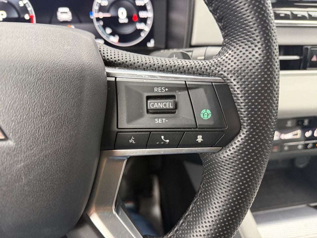 2023 Mitsubishi Outlander SEL
