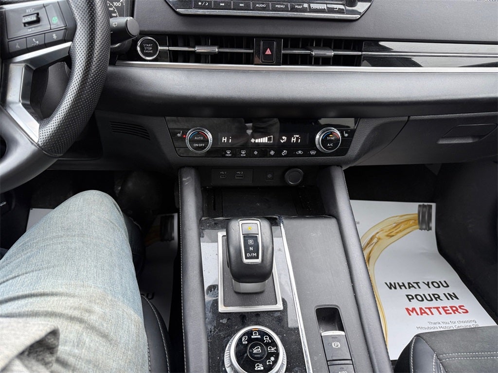 2024 Mitsubishi Outlander SE