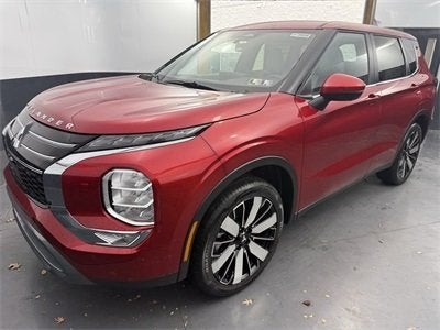 2025 Mitsubishi Outlander SE