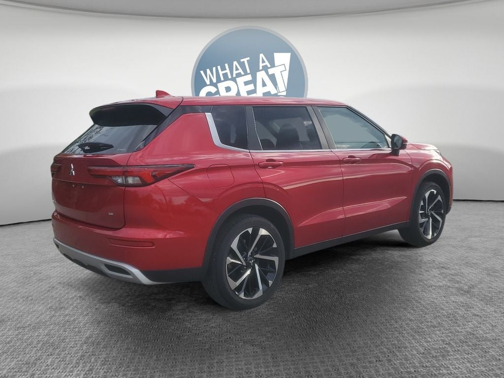 2024 Mitsubishi Outlander SE