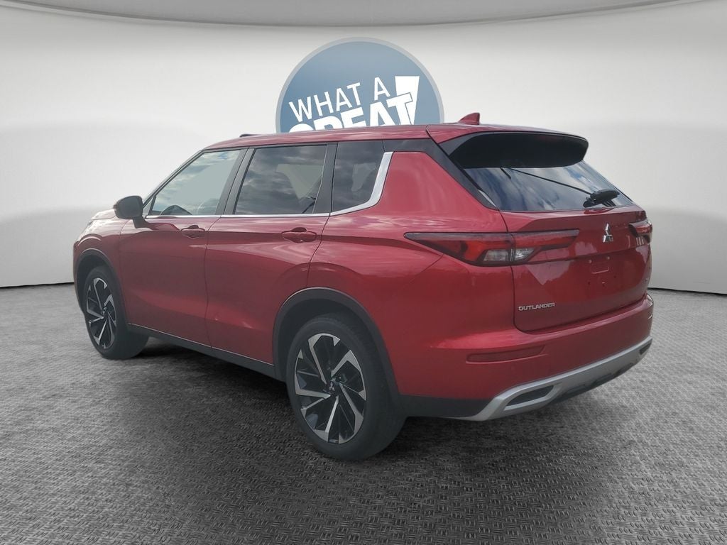 2024 Mitsubishi Outlander SE