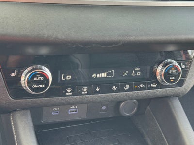 2024 Mitsubishi Outlander SE Black Edition