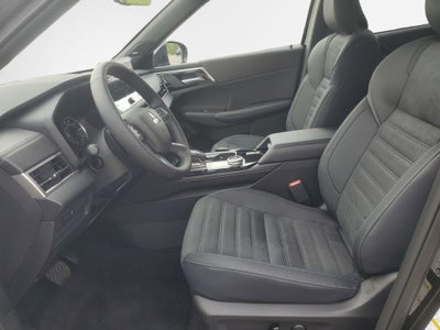 2026 Mitsubishi Outlander LE