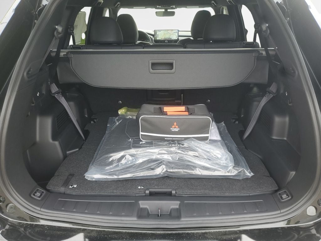 2026 Mitsubishi Outlander LE
