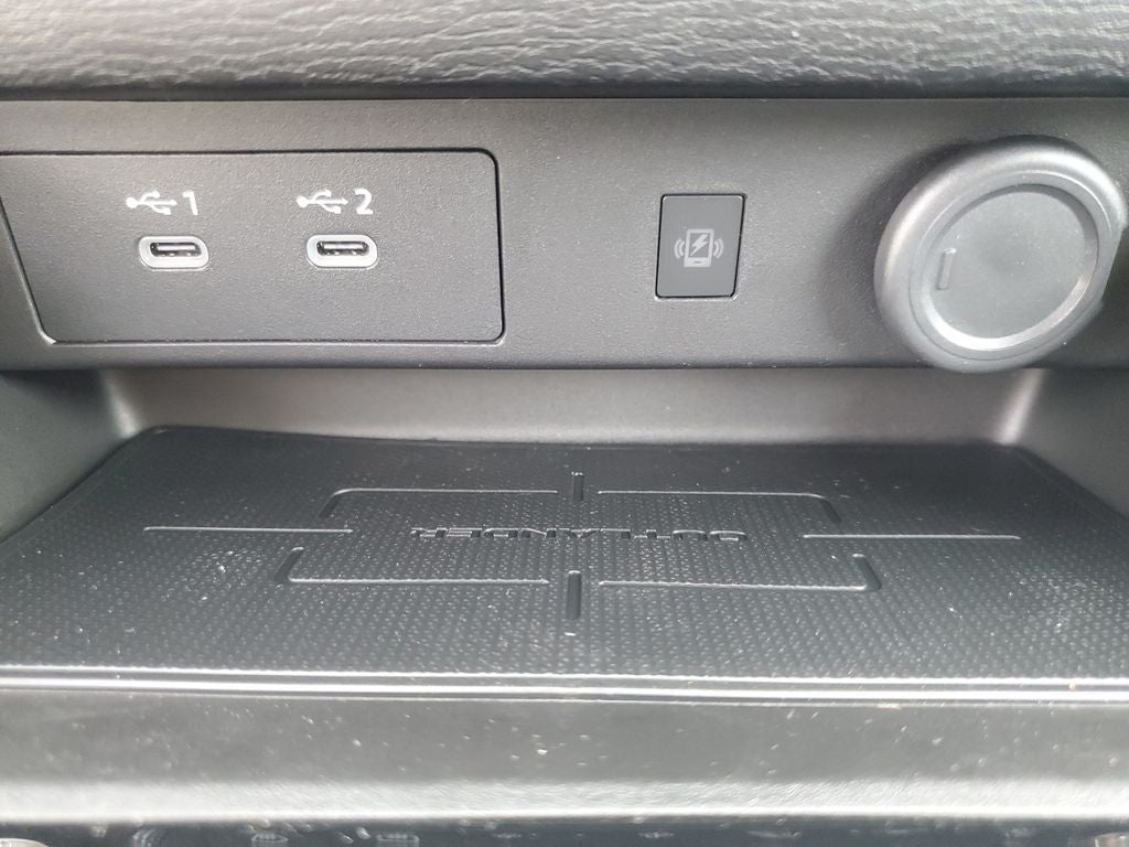 2026 Mitsubishi Outlander LE
