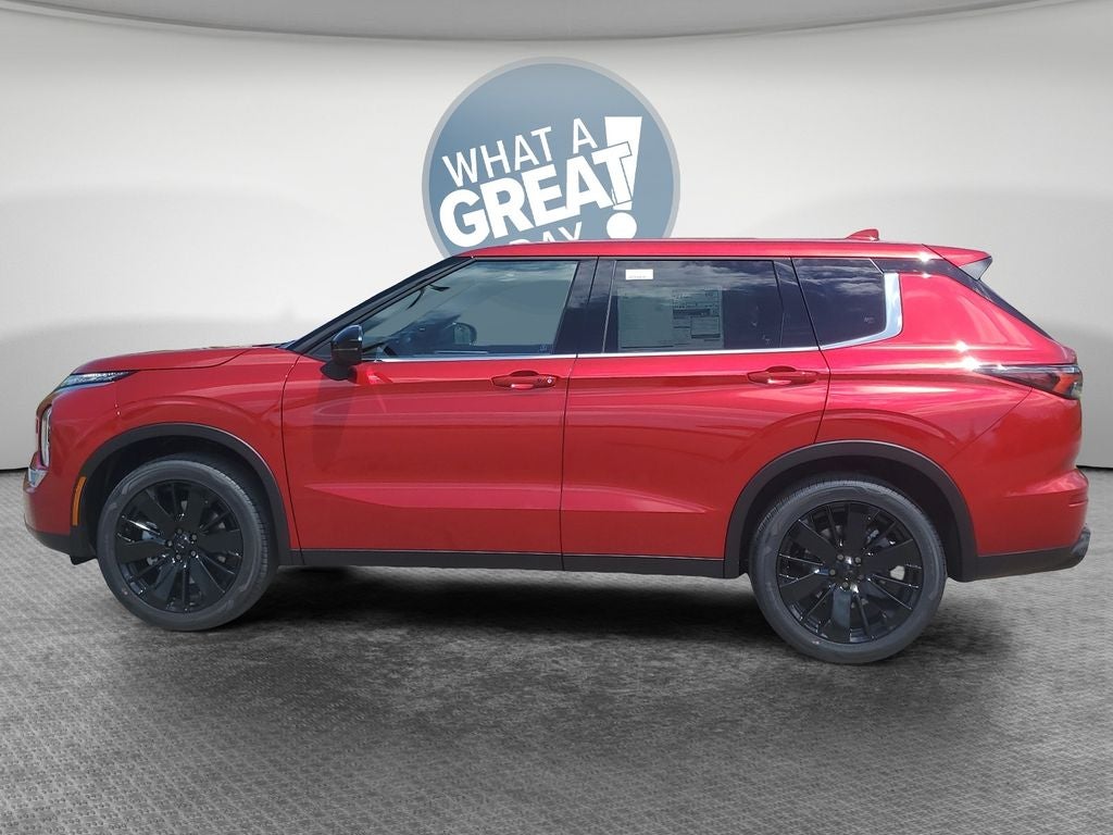 2026 Mitsubishi Outlander LE