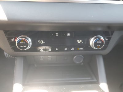 2026 Mitsubishi Outlander LE