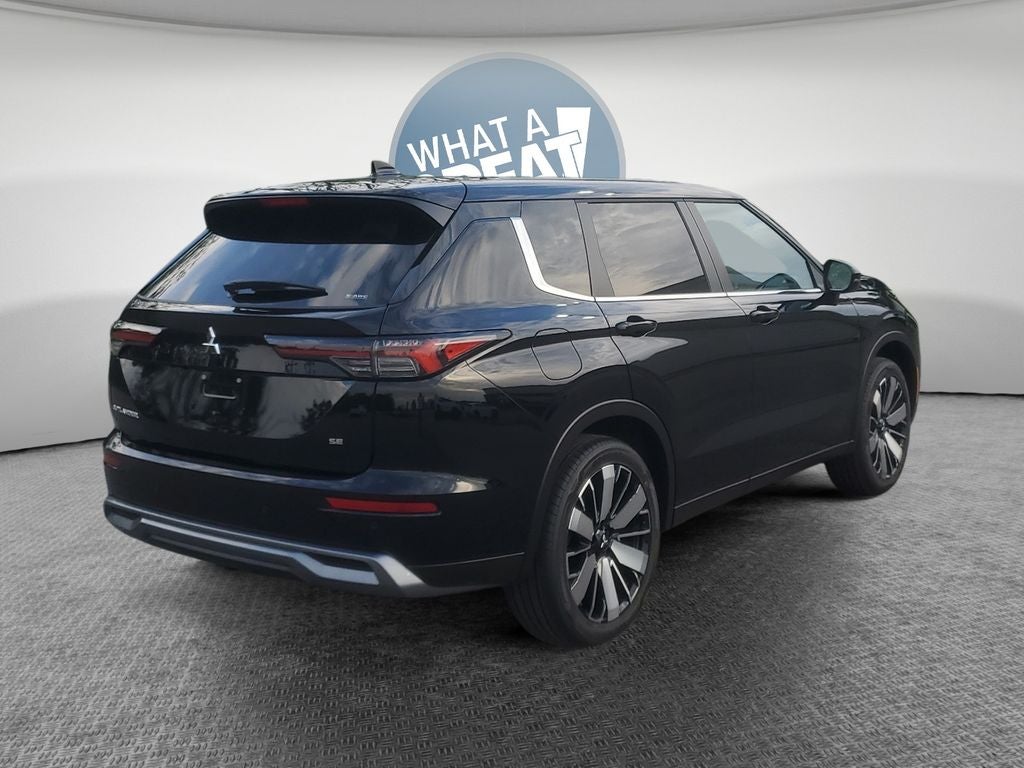 2026 Mitsubishi Outlander SE