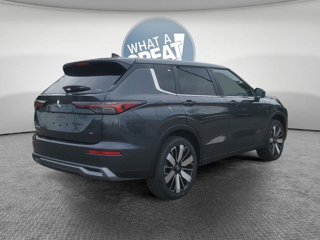 2026 Mitsubishi Outlander SE