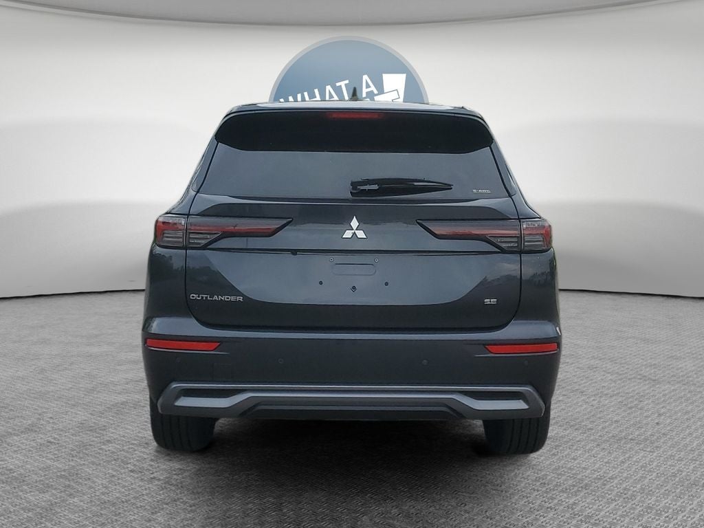 2026 Mitsubishi Outlander SE
