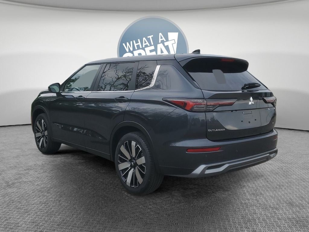 2026 Mitsubishi Outlander SE