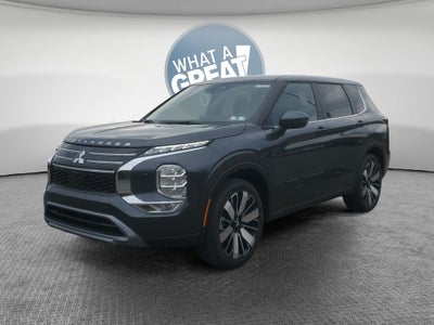 2026 Mitsubishi Outlander SE