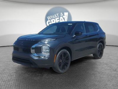 2026 Mitsubishi Outlander LE