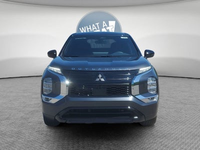 2026 Mitsubishi Outlander LE