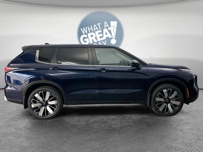 2026 Mitsubishi Outlander SE