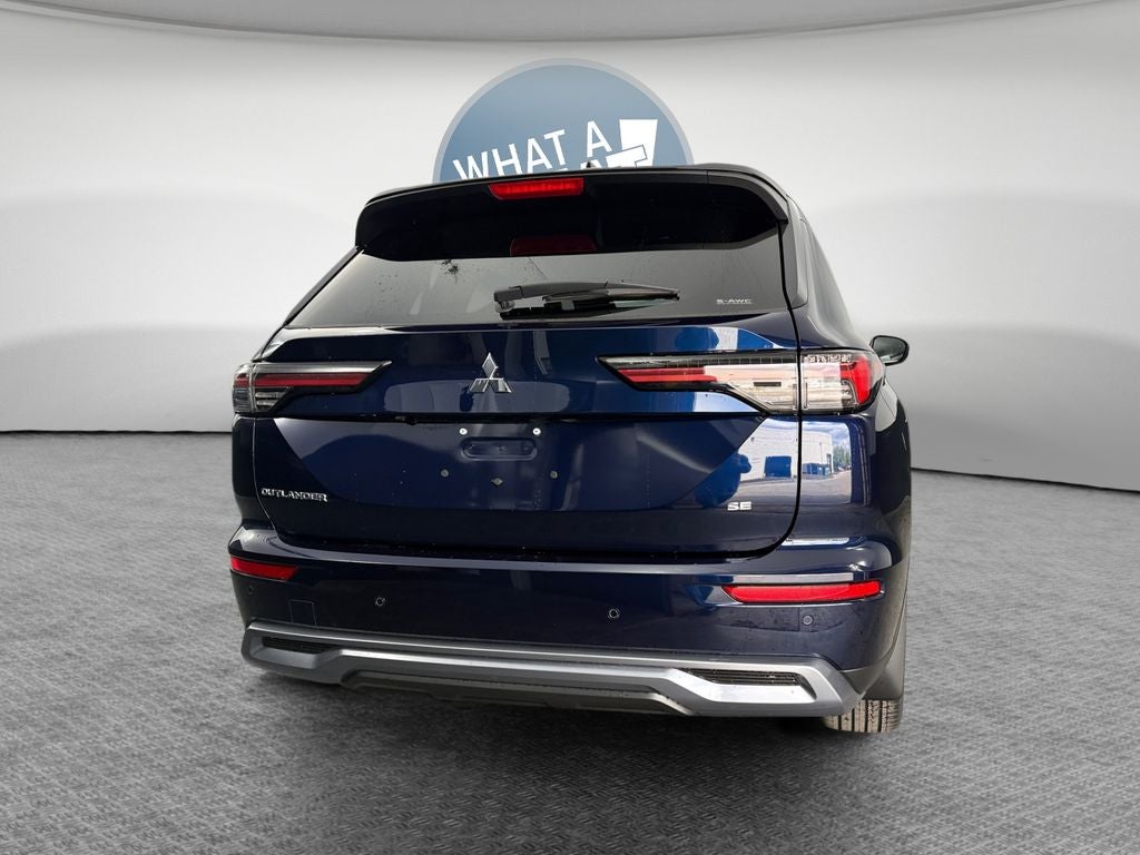 2026 Mitsubishi Outlander SE