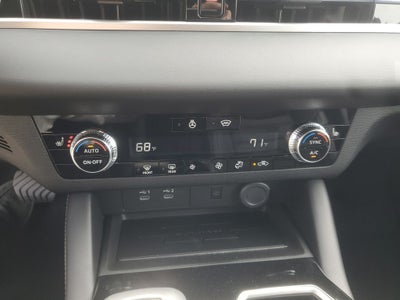 2026 Mitsubishi Outlander LE