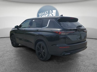 2026 Mitsubishi Outlander LE