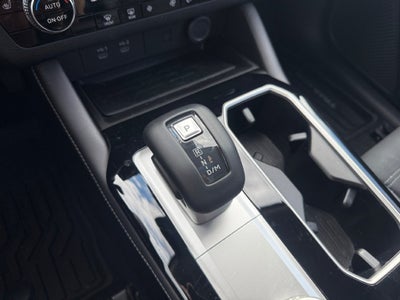 2026 Mitsubishi Outlander Base