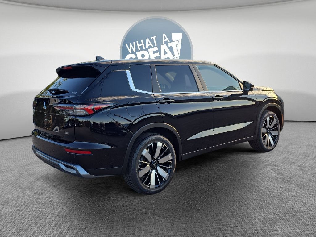 2026 Mitsubishi Outlander SE