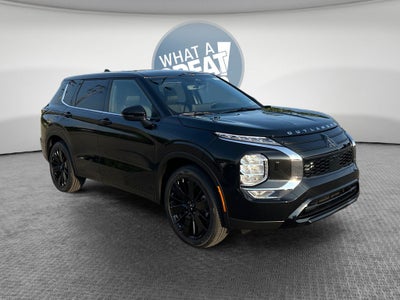 2026 Mitsubishi Outlander LE