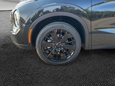 2026 Mitsubishi Outlander LE