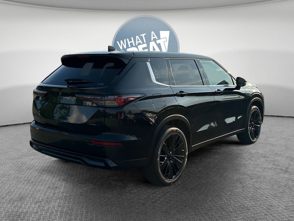 2026 Mitsubishi Outlander LE