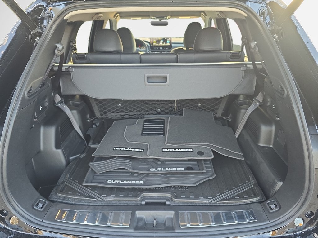 2026 Mitsubishi Outlander SE
