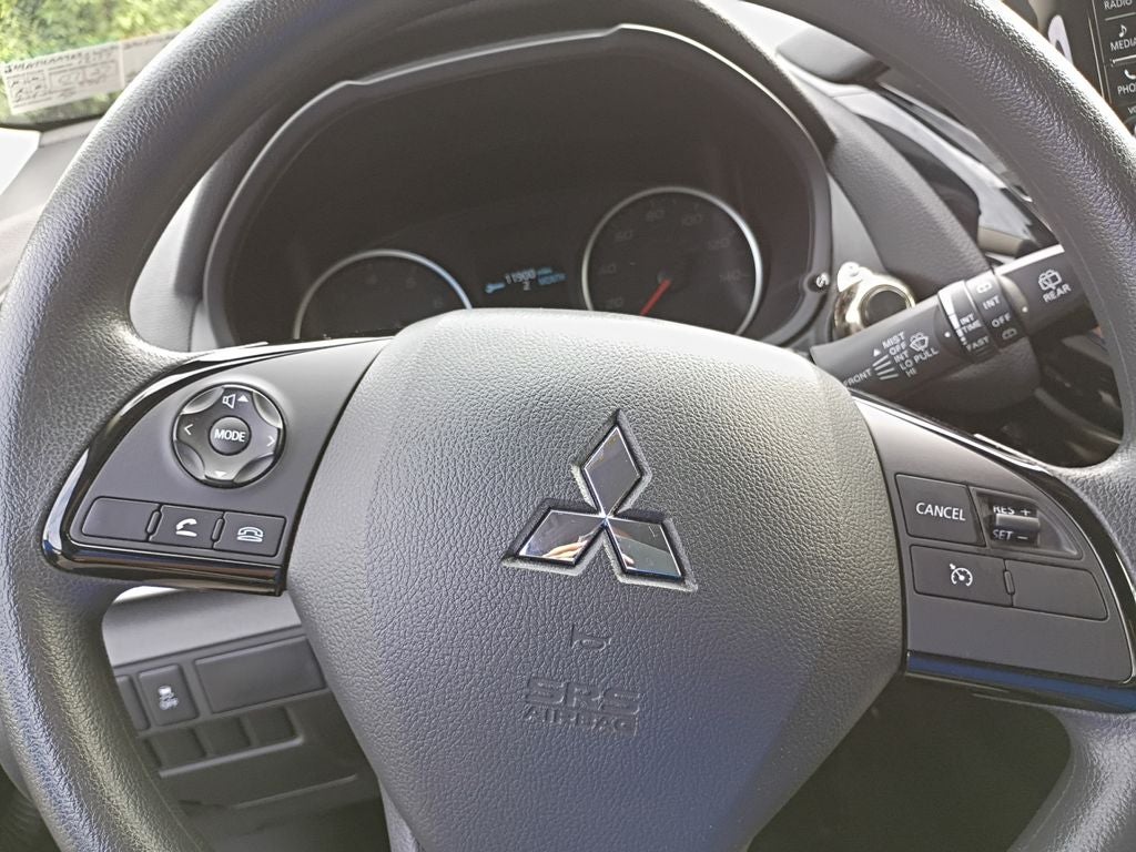 2026 Mitsubishi Outlander Base