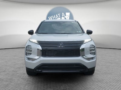 2026 Mitsubishi Outlander LE