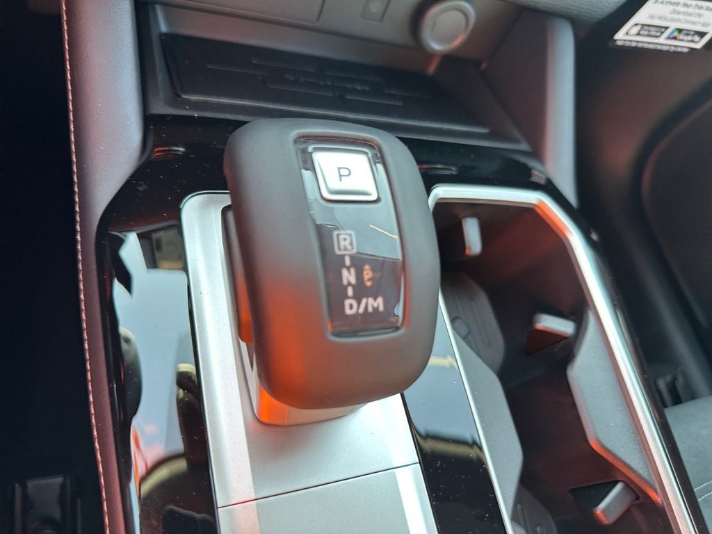 2026 Mitsubishi Outlander LE