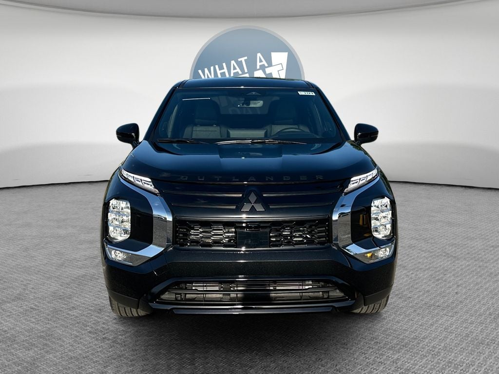 2026 Mitsubishi Outlander LE