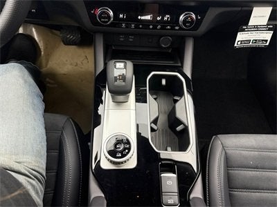 2026 Mitsubishi Outlander Base